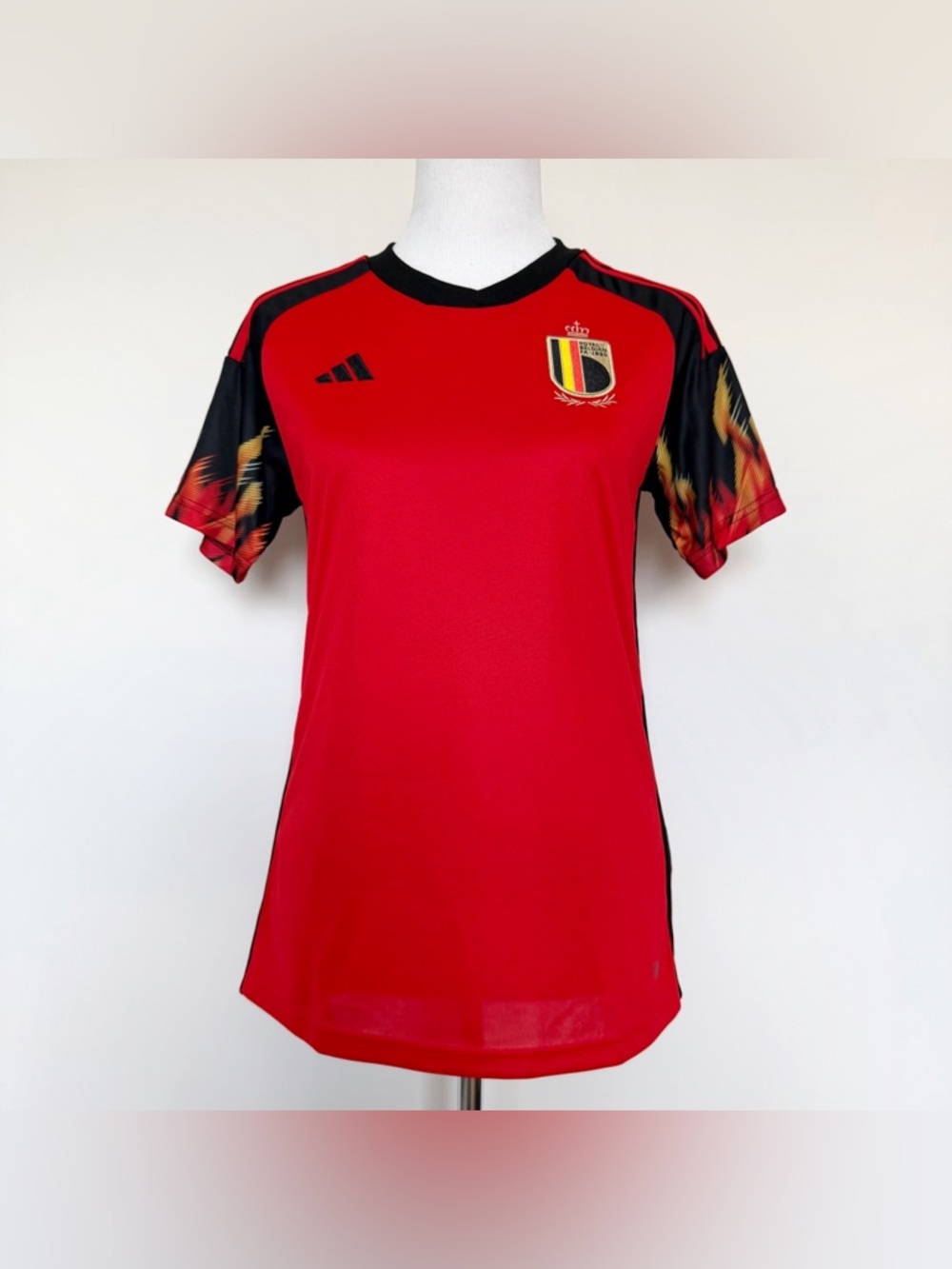 Adidas Belgium 2022 Home Soccer Jersey Women’s Small Red Black